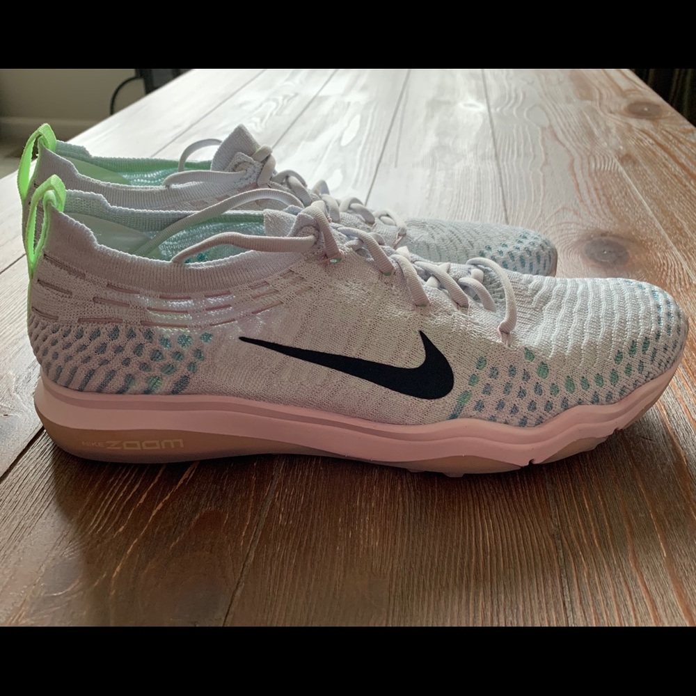 NWOT Nike Air Zoom Fearless Flyknit Low Top 10.5